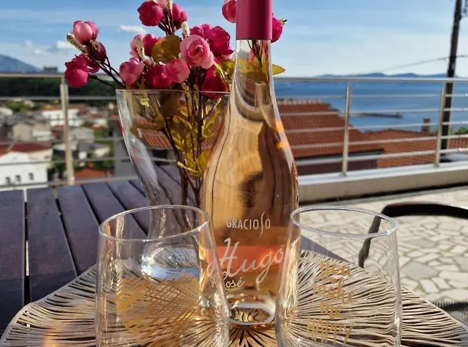 Lovely Apartments Senj